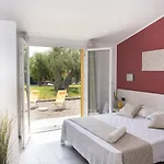 Rebi Village Nyaraló *