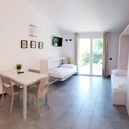 Rebi Village Tatil Evi *