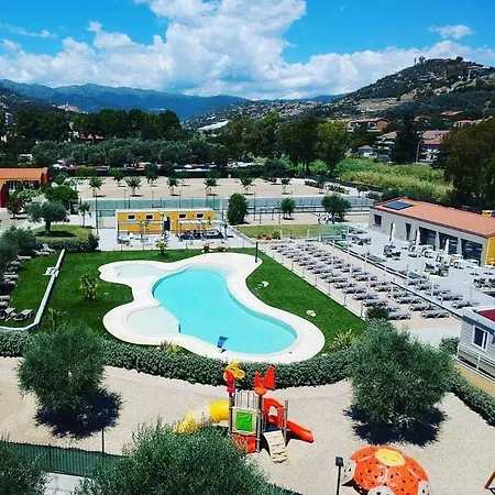 Rebi Village Casa vacanze