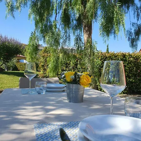 Rebi Village Tatil Evi *