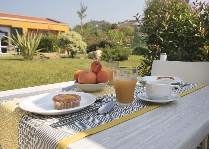Rebi Village Tatil Evi *