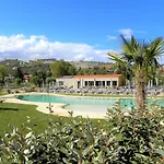 Rebi Village Vakantiehuis