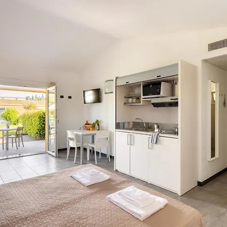 Rebi Village * 因佩里亚