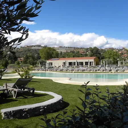 Dom wakacyjny Rebi Village Imperia
