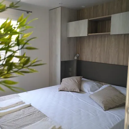 Rebi Village 度假居 *