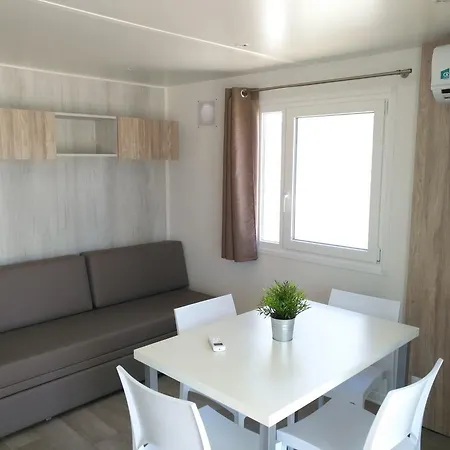 Ferienhaus Rebi Village *