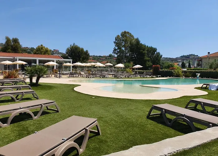 Rebi Village Semesterbostad Imperia