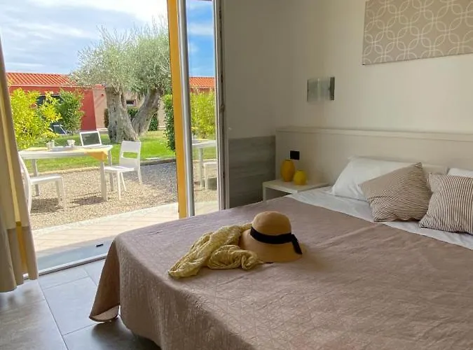 Rebi Village Semesterbostad *