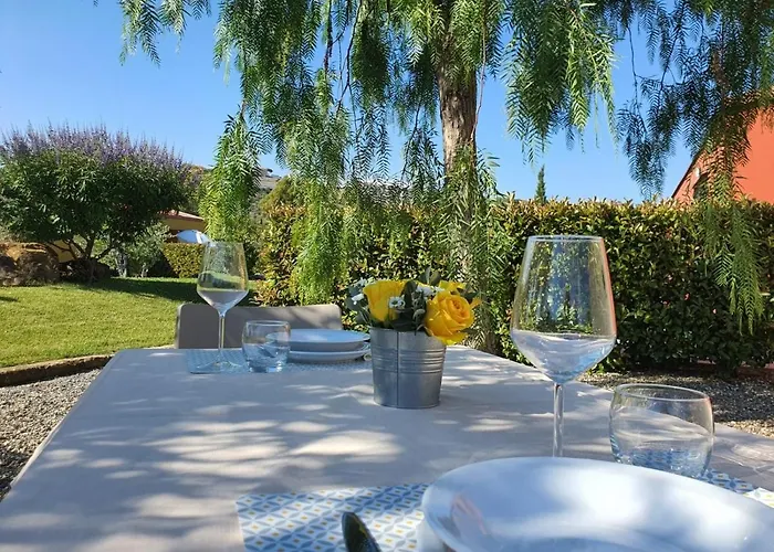 Rebi Village Semesterbostad *