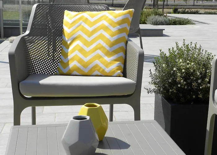 Rebi Village Semesterbostad *