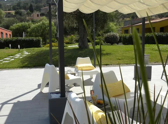 Rebi Village Semesterbostad Imperia