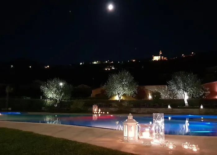 Rebi Village Semesterbostad *